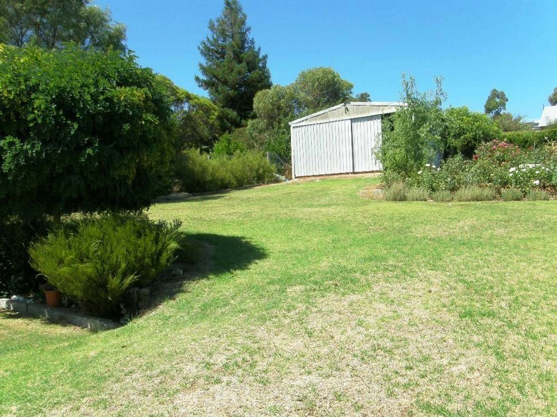 10 Turner Rd, Bridgetown WA 6255