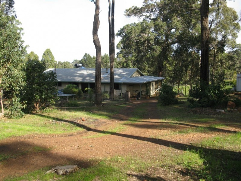 686 McLarty Street, Bridgetown WA 6255