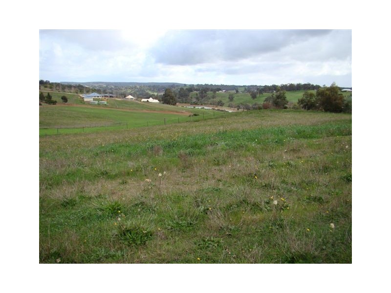 101 Robinia Way, Bridgetown WA 6255