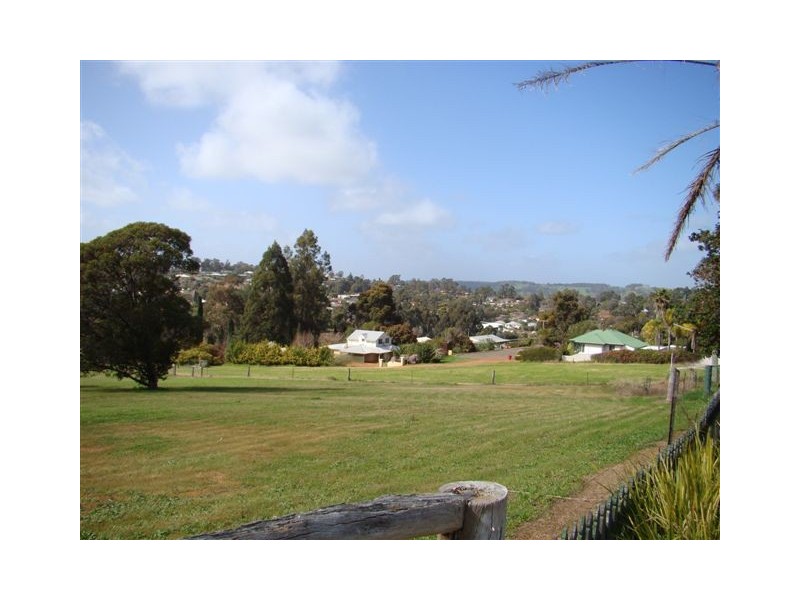 3 Abbotts Street, Bridgetown WA 6255