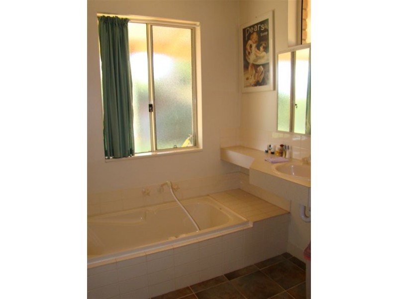 34 Miri Miri St, Bridgetown WA 6255