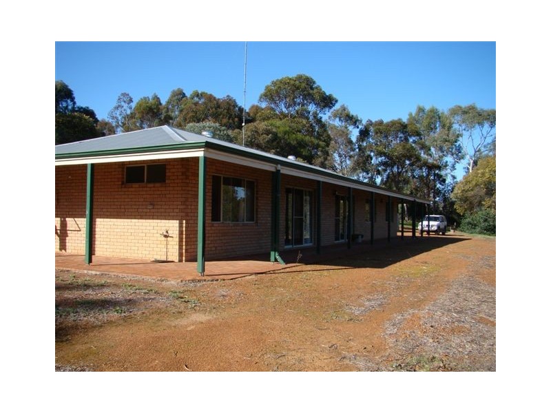 34 Miri Miri St, Bridgetown WA 6255