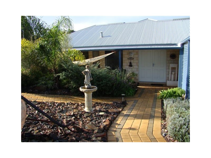 67 Carey Street, Bridgetown WA 6255
