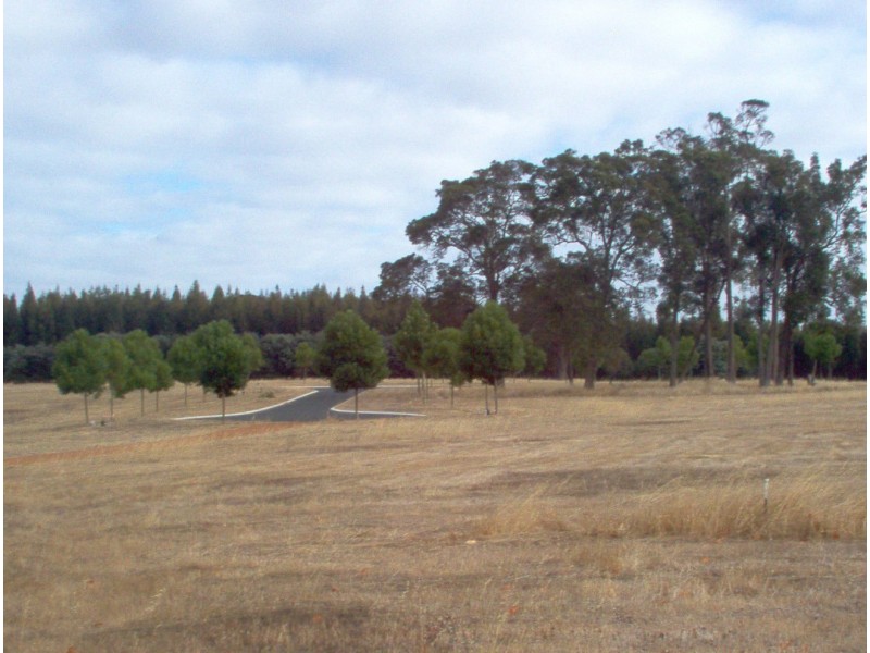 27 Gleneagles Drive, Bridgetown WA 6255