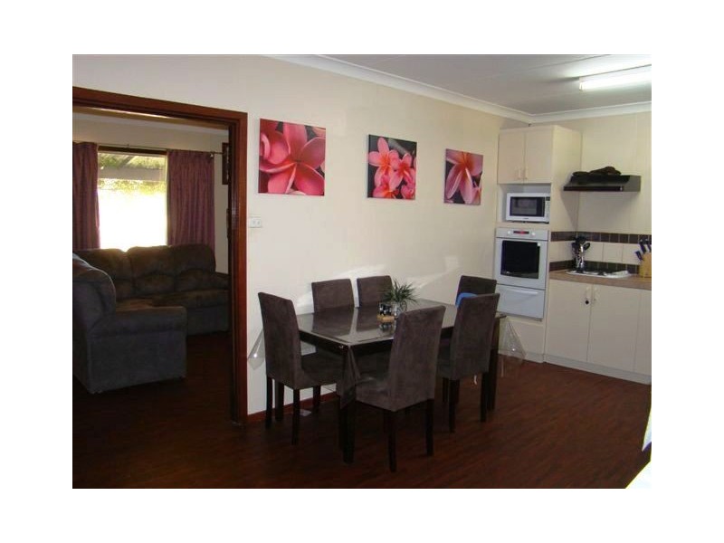 17 Jayes Rd, Hester WA 6255