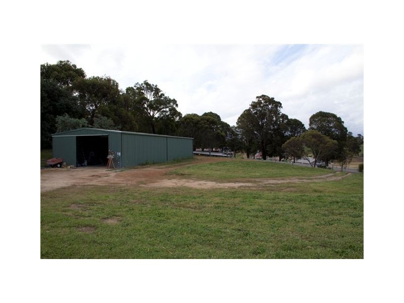 35 Peninsula Road, Bridgetown WA 6255