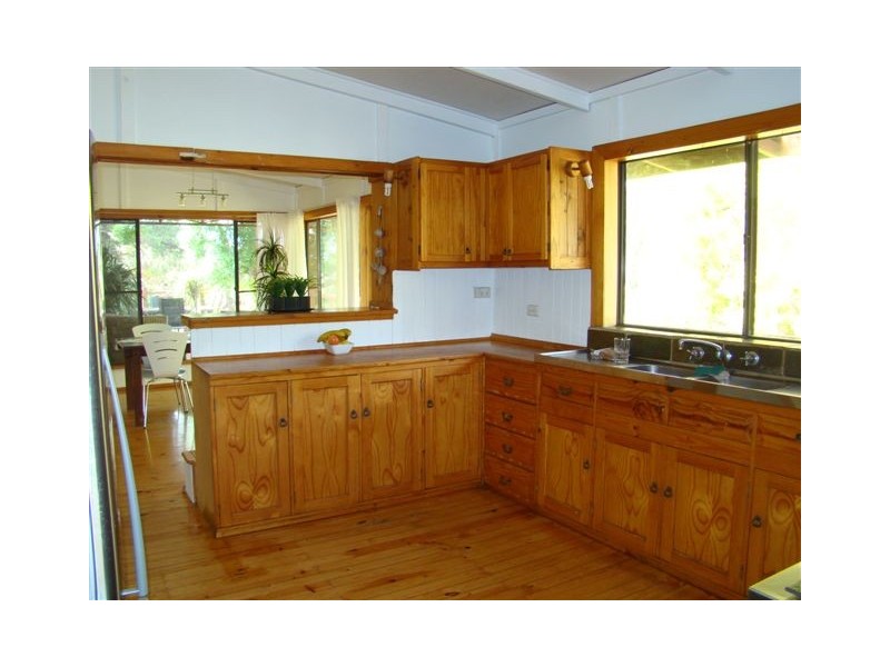 33 Allnutt St, Bridgetown WA 6255