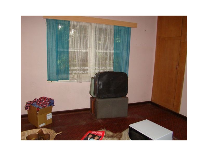 3 Hester Rd, Hester WA 6255