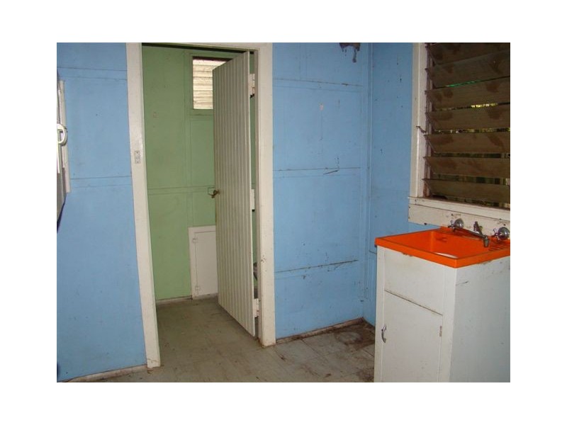 3 Hester Rd, Hester WA 6255