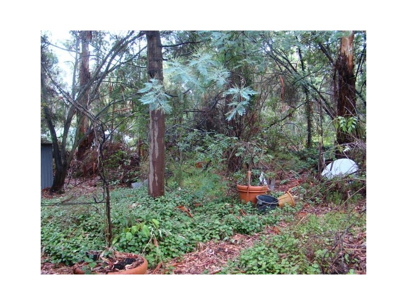 3 Hester Rd, Hester WA 6255