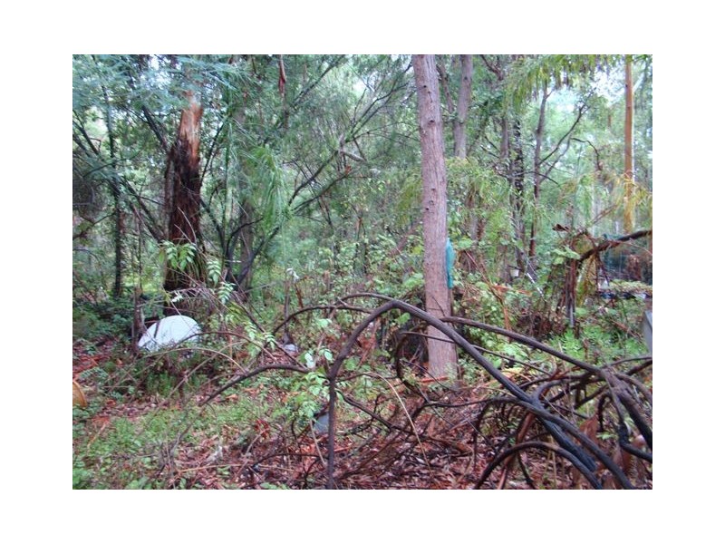 3 Hester Rd, Hester WA 6255