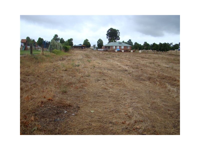 33 Highlands Ave, Bridgetown WA 6255