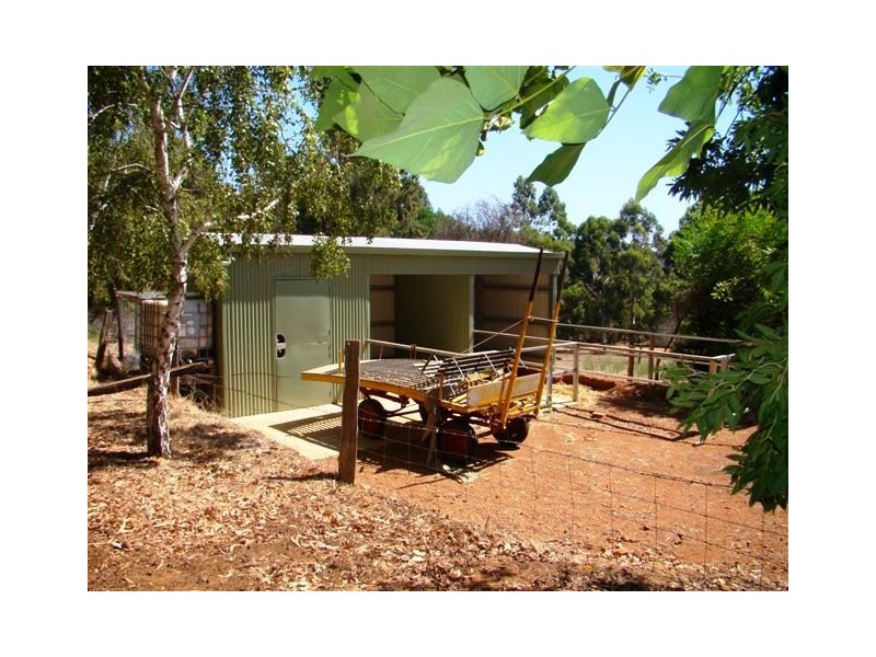 1 Lowe Road, Bridgetown WA 6255