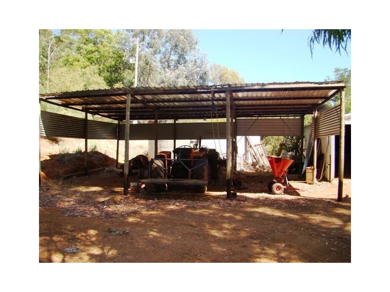 1 Lowe Road, Bridgetown WA 6255