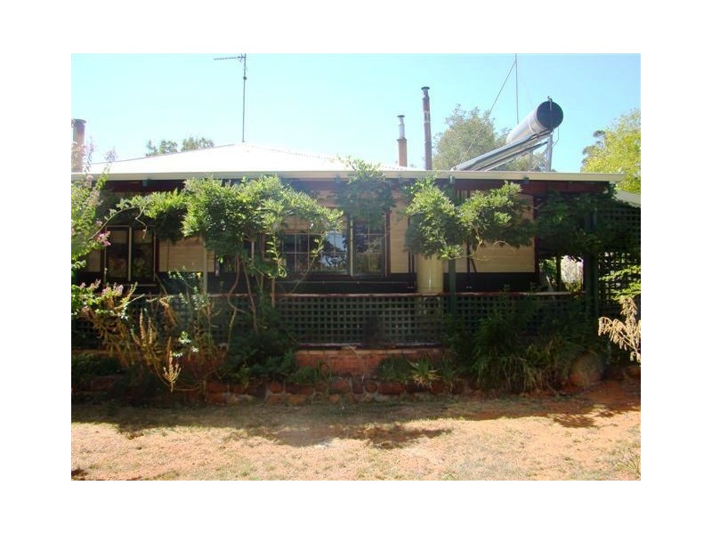 1 Lowe Road, Bridgetown WA 6255