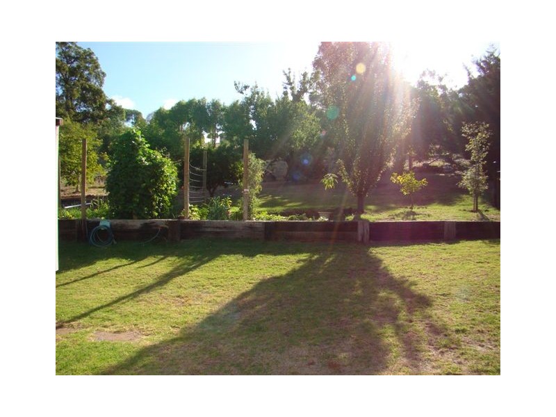 18 Campbell St, Bridgetown WA 6255