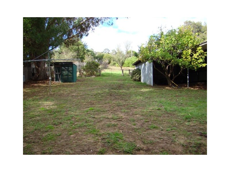 42 Gifford Rd, Bridgetown WA 6255