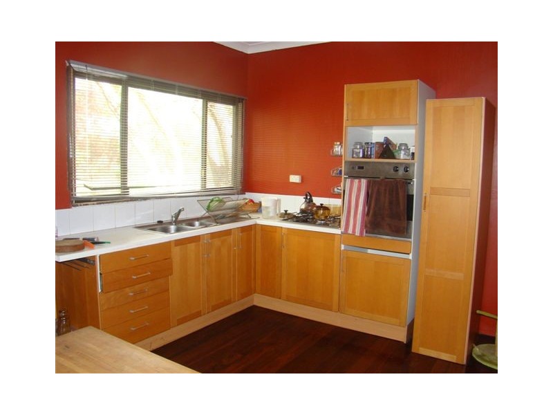 5 McAlinden St, Bridgetown WA 6255