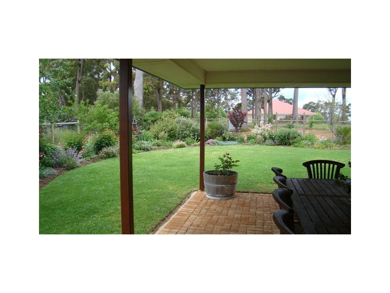 29 Balmoral Drive, Bridgetown WA 6255
