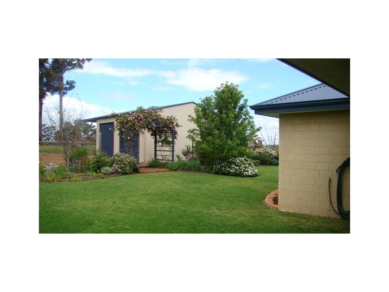 29 Balmoral Drive, Bridgetown WA 6255
