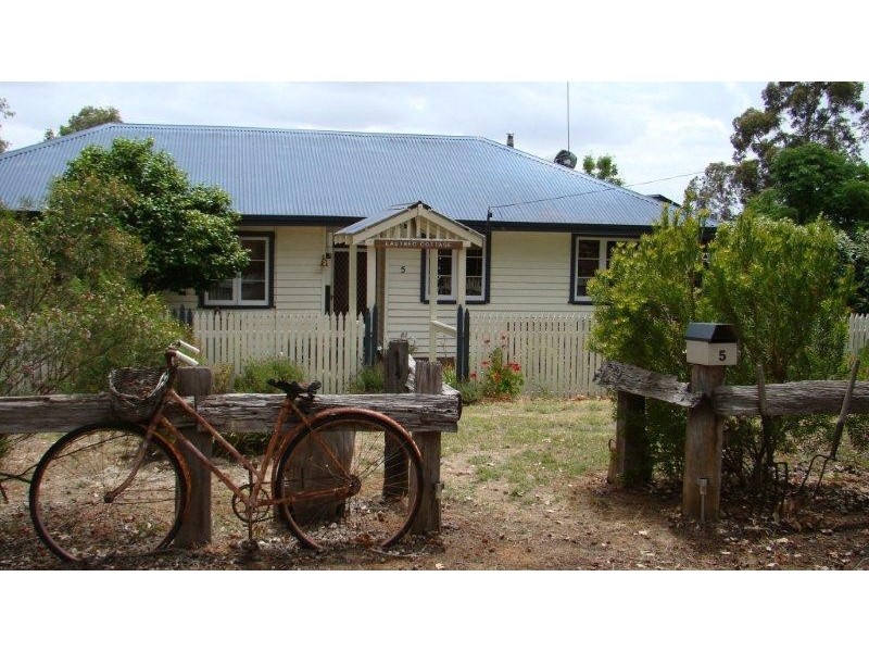 5 Padbury Road, Bridgetown WA 6255