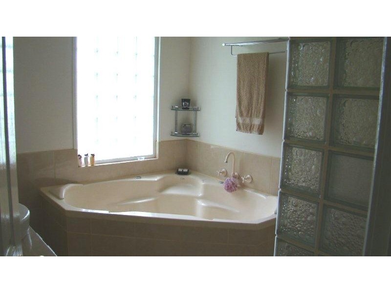 5 Padbury Road, Bridgetown WA 6255