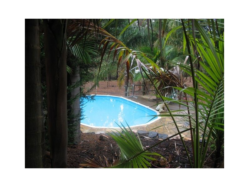 4/Lot 7 Nannup Balingup Rd, Nannup WA 6275