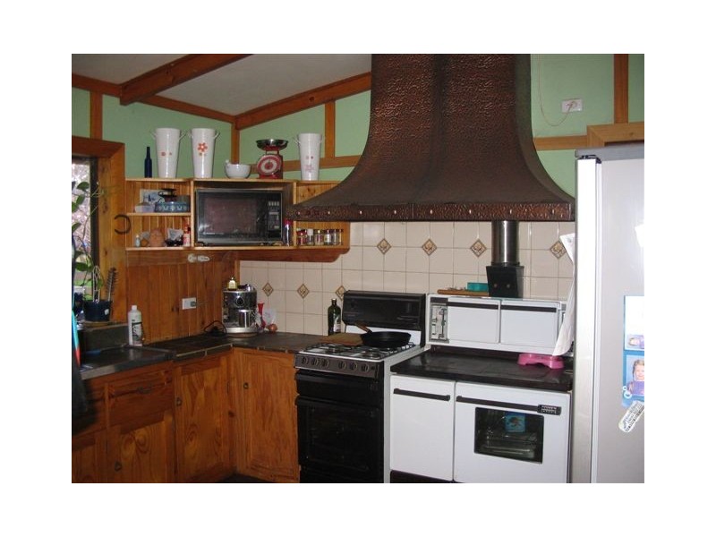 33 Allnutt St, Bridgetown WA 6255