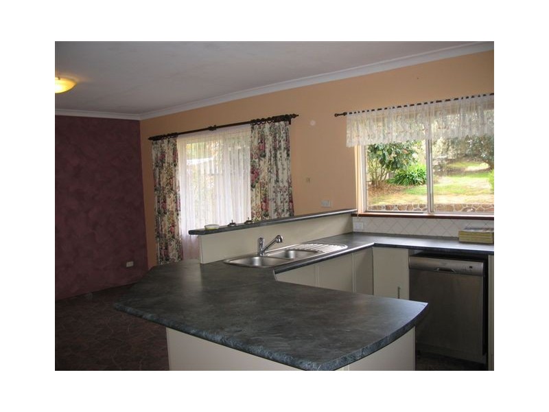 13 Huggett Place, Bridgetown WA 6255