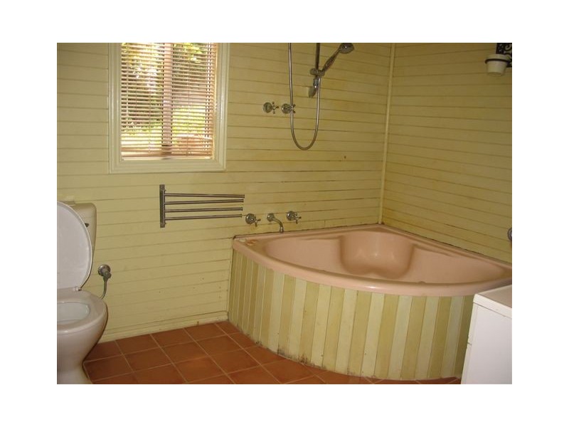 39 Spencer St, Bridgetown WA 6255