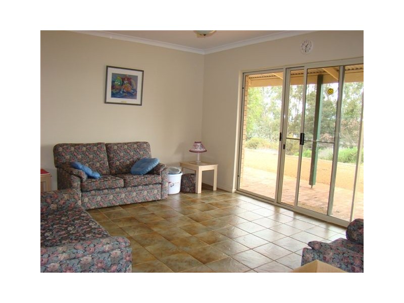 34 Miri Miri St, Bridgetown WA 6255