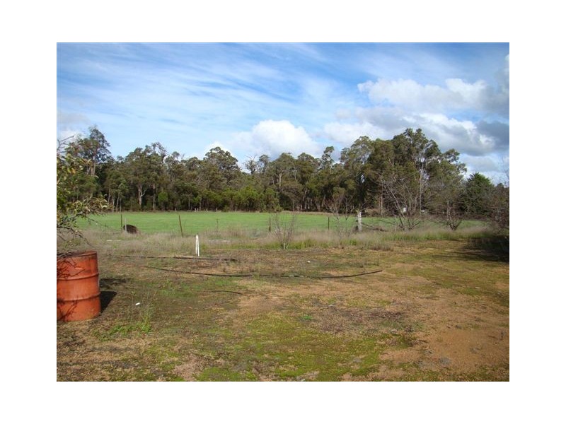 L13288 LIndsay Road, Greenbushes WA 6254
