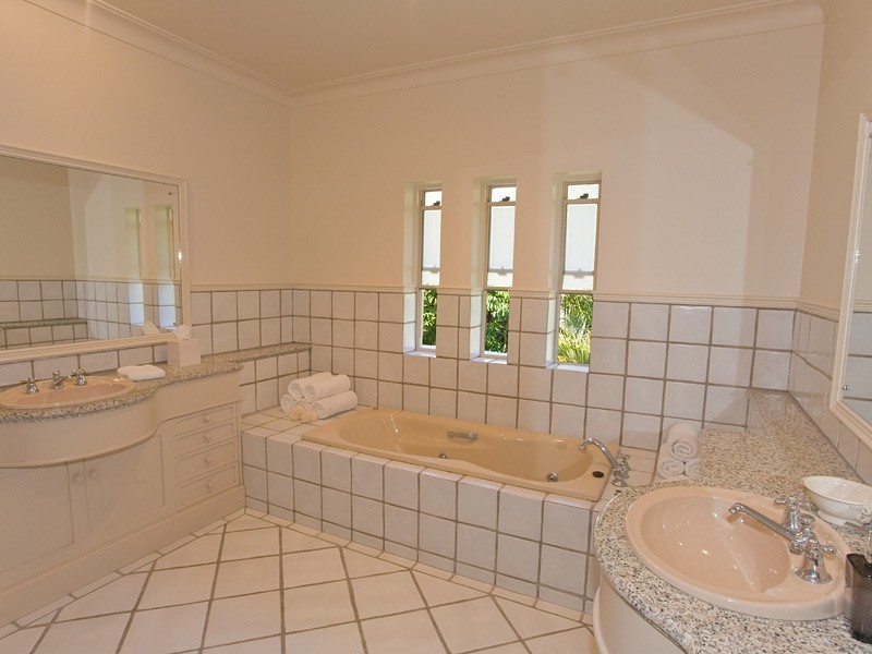 21-23 Webb Road, Sunshine Beach QLD 4567