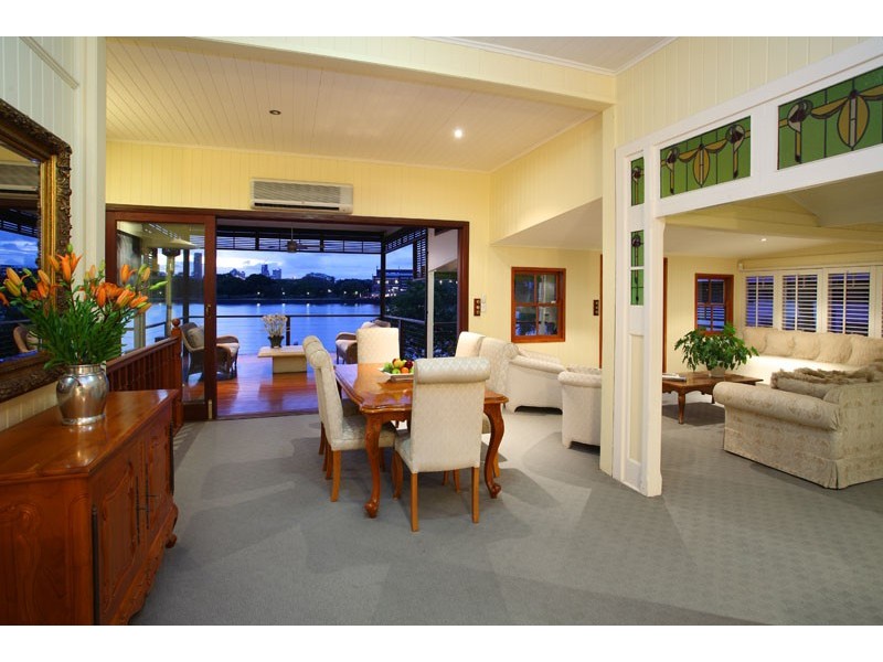 34 Wendell Street, Norman Park QLD 4170