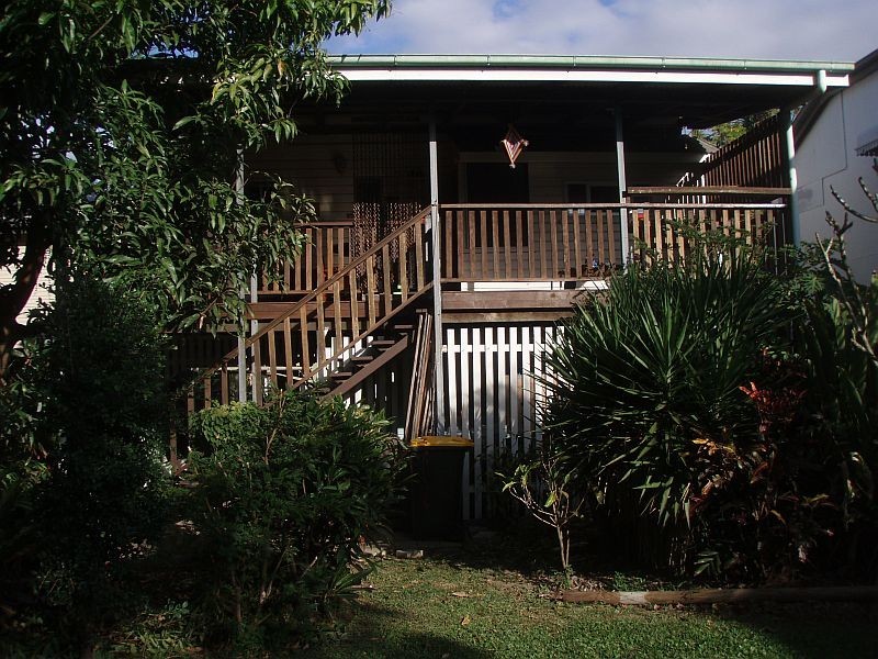 Mooroobool QLD 4870