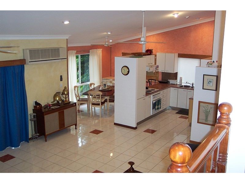 Bentley Park QLD 4869