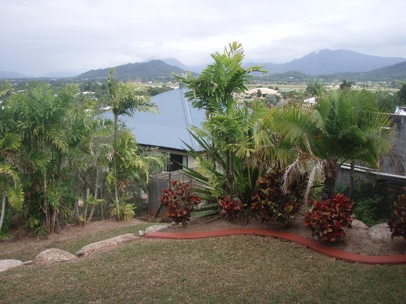 Bentley Park QLD 4869