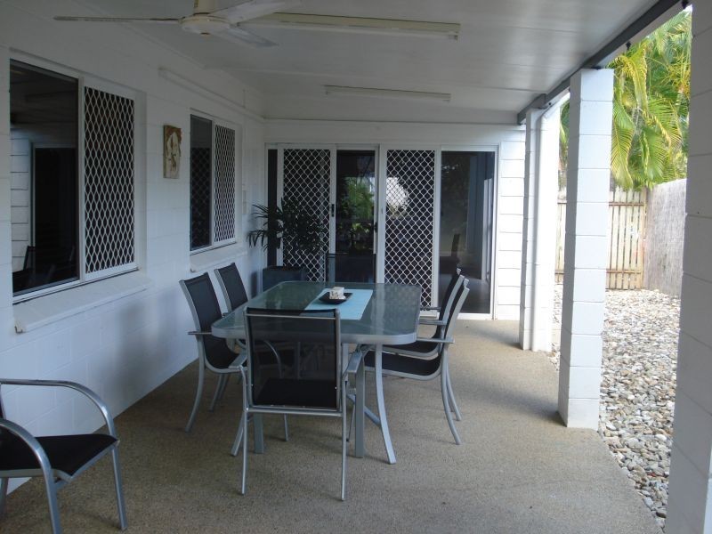 Kewarra Beach QLD 4879