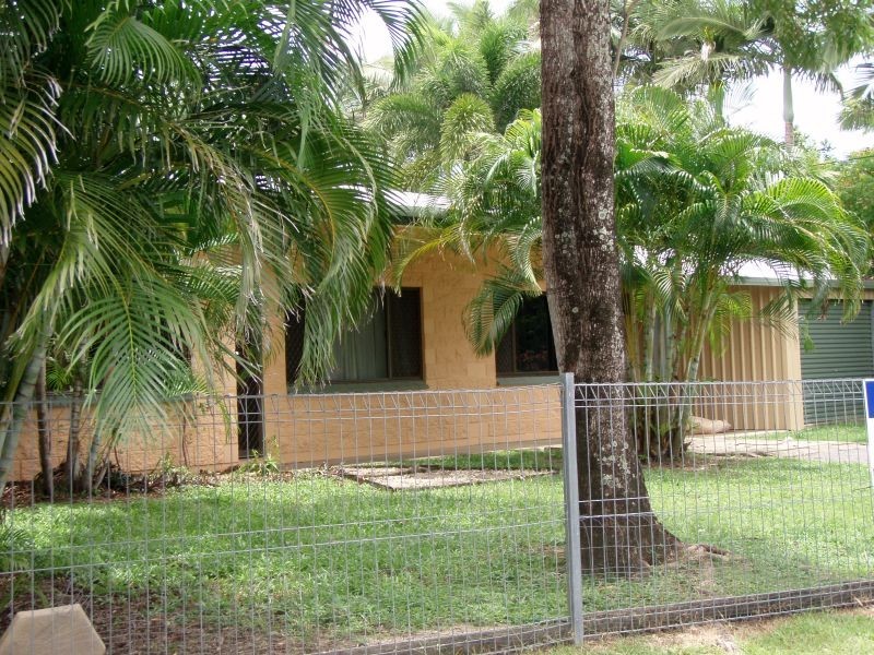 Kewarra Beach QLD 4879