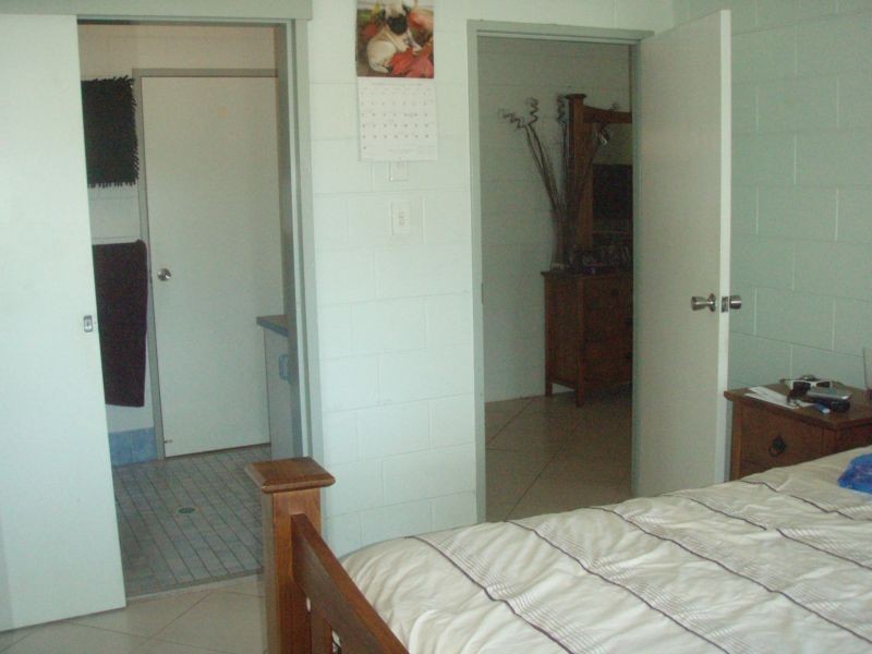 Kewarra Beach QLD 4879