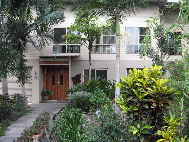 Clifton Beach QLD 4879