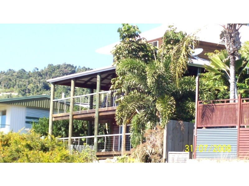 49 Airlie Crescent (Upstairs), Airlie Beach QLD 4802