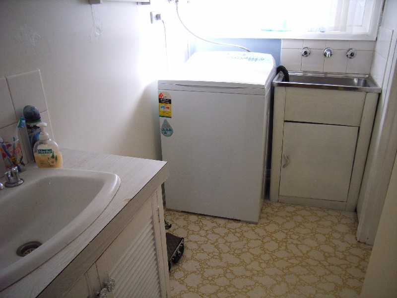 Geelong West VIC 3218