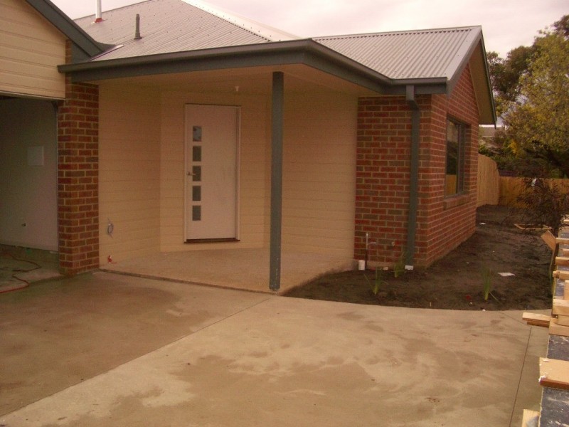 4/52 Torquay Road, Belmont VIC 3216