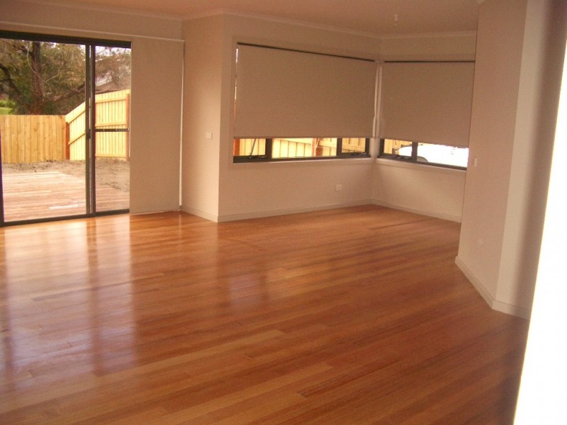 4/52 Torquay Road, Belmont VIC 3216