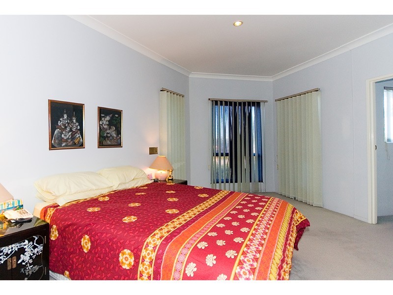 20 woolner place, Mount Ommaney QLD 4074