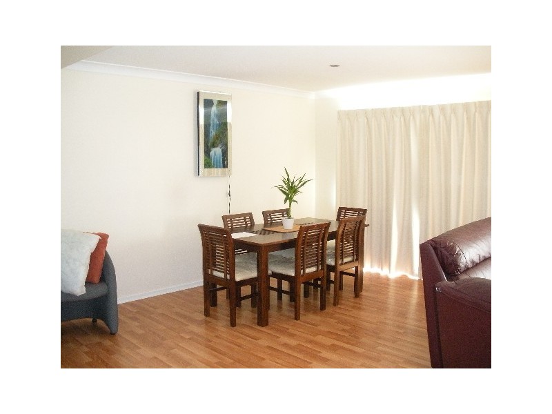 3 Arundel Drive, Arundel QLD 4214