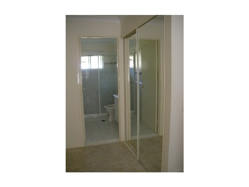 3 Arundel Drive, Arundel QLD 4214