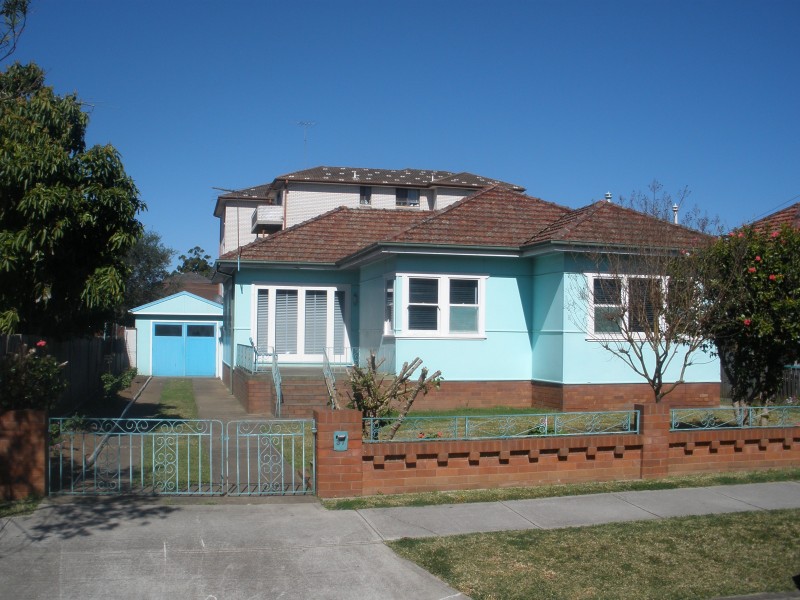 37 WRENTMORE STREET, Fairfield NSW 2165