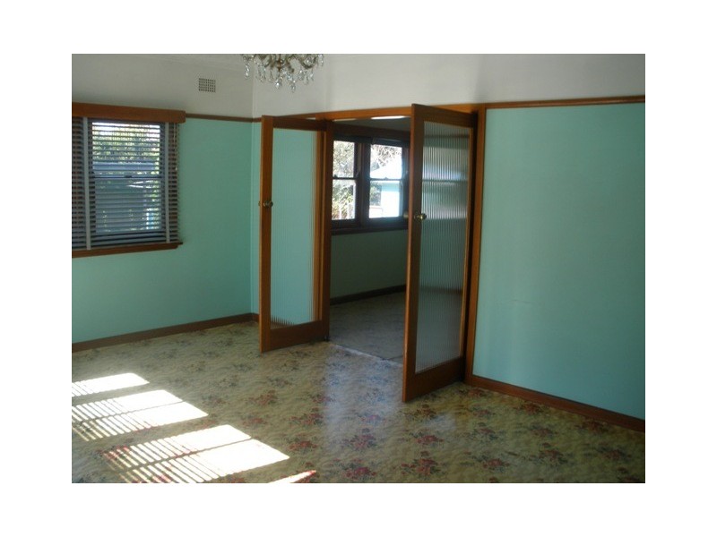 37 WRENTMORE STREET, Fairfield NSW 2165